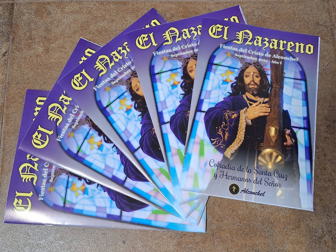 Ejemplares del libro 'El Nazareno'.