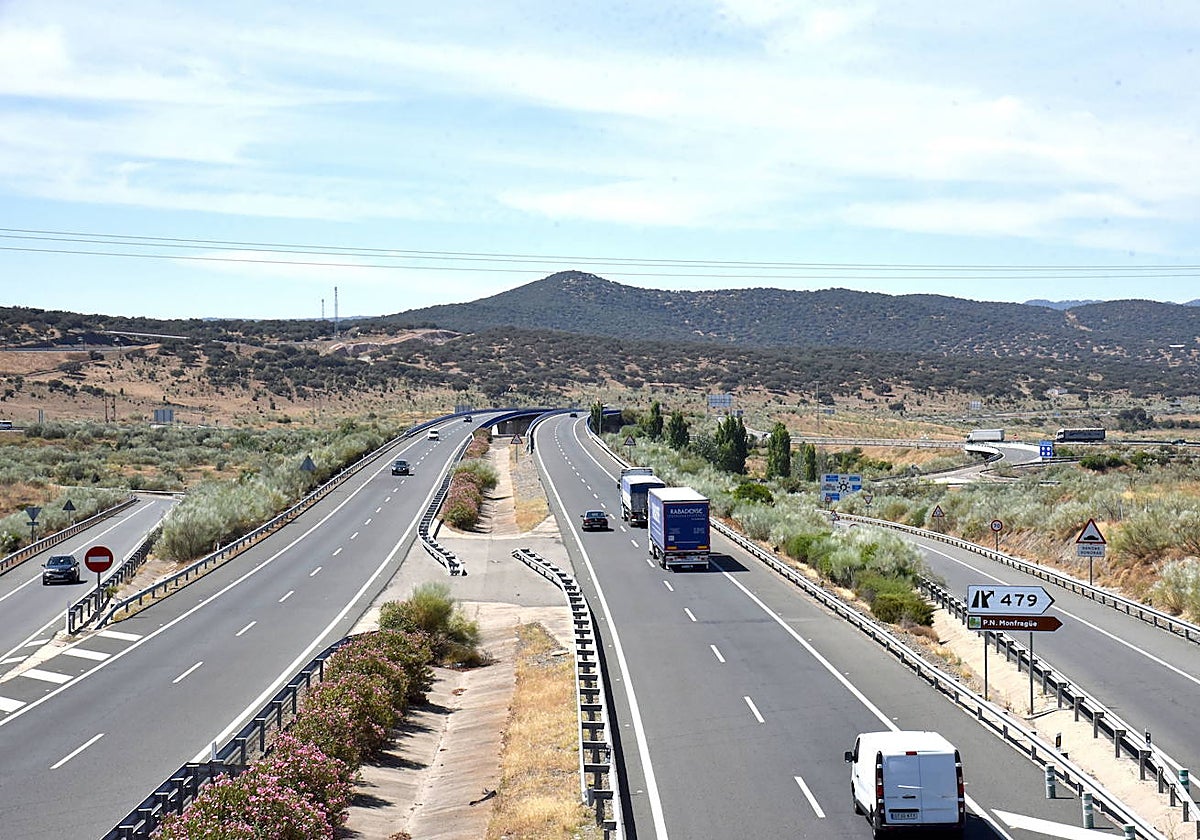 El accidente se ha producido cerca del área de Fuentidueñas, antes de llegar a Plasencia.