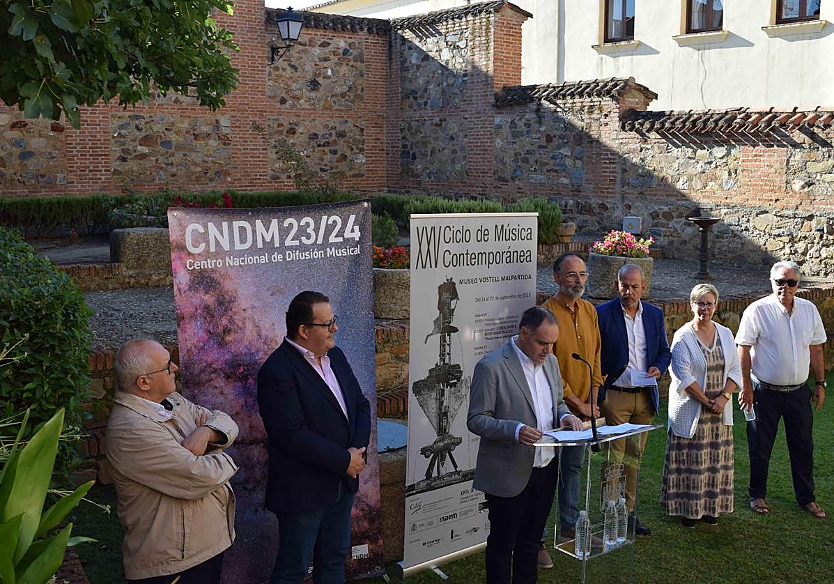 Un momento de la presentación del XXV Ciclo de Música Contemporánea.