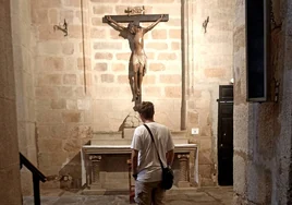 El Cristo de las Indulgencias en la Iglesia de Santiago de Cáceres