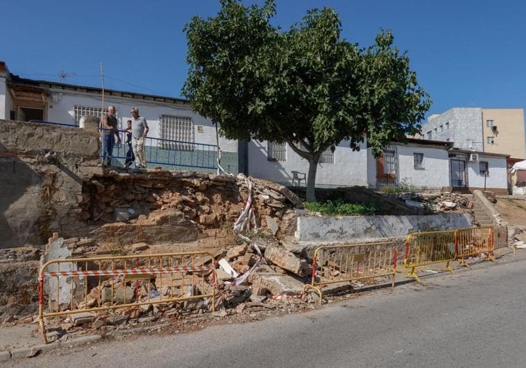 Los vecinos de Las 800 piden el arreglo de un muro caído hace nueve meses