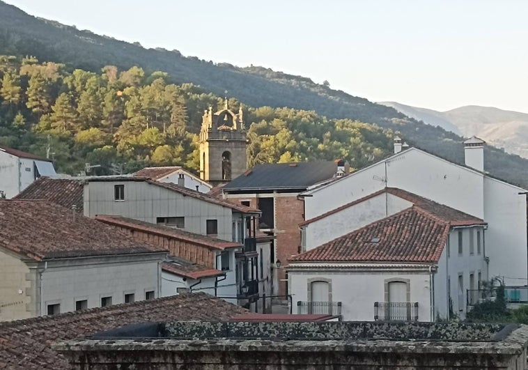 Dos sobrinas de un anciano de Baños de Montemayor, acusadas de quitarle 141.000 euros