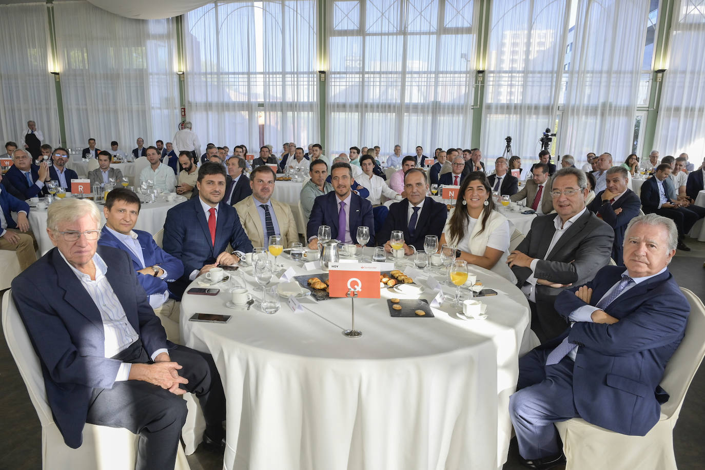 Domingo Fernández, Manuel Vázquez, Alfonso Cano, Javier Gijón, Víctor Píriz, Eladio Buzo, María Soledad, Atanasio Naranjo y Pedro González. 