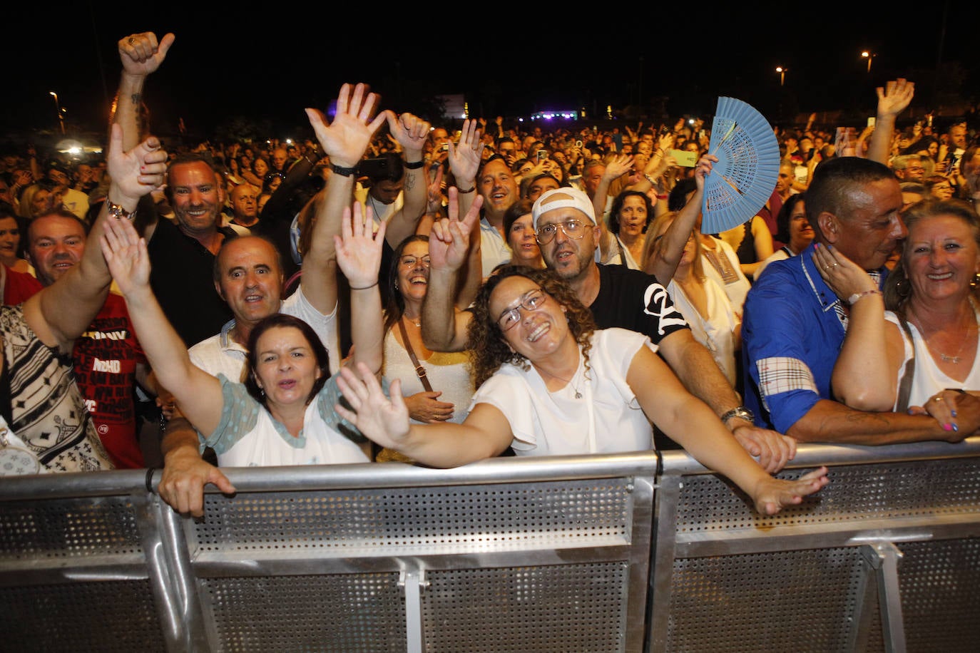 Noche rumbera en Cáceres con motivo de San Miguel