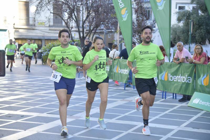 La carrera &#039;Badajoz en forma por la Igualdad&#039;, en imágenes