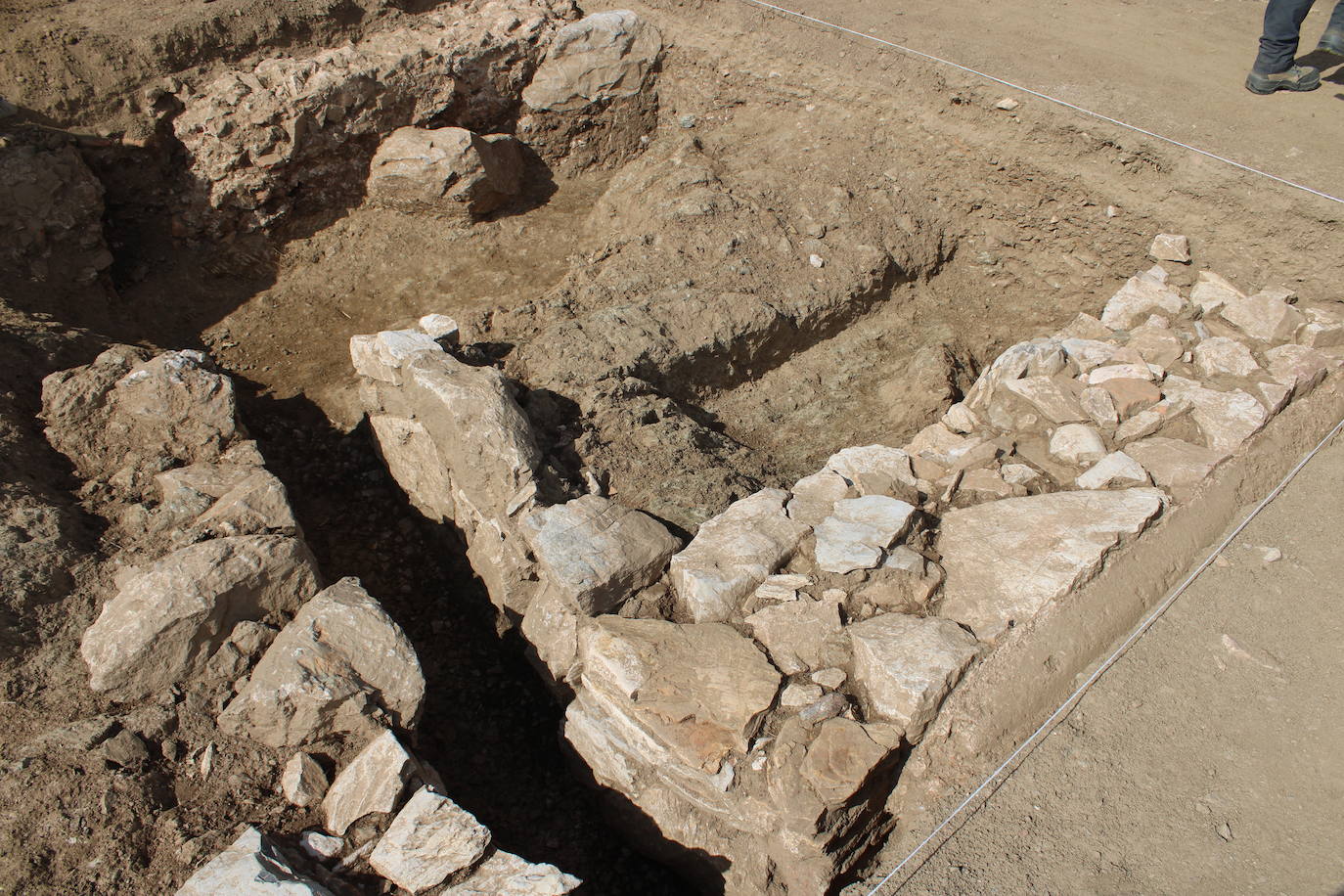 Descubierto un gran edificio romano en Regina