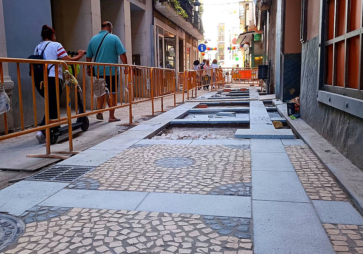 Ya se puede apreciar cómo quedará la calle cuando esté terminada.