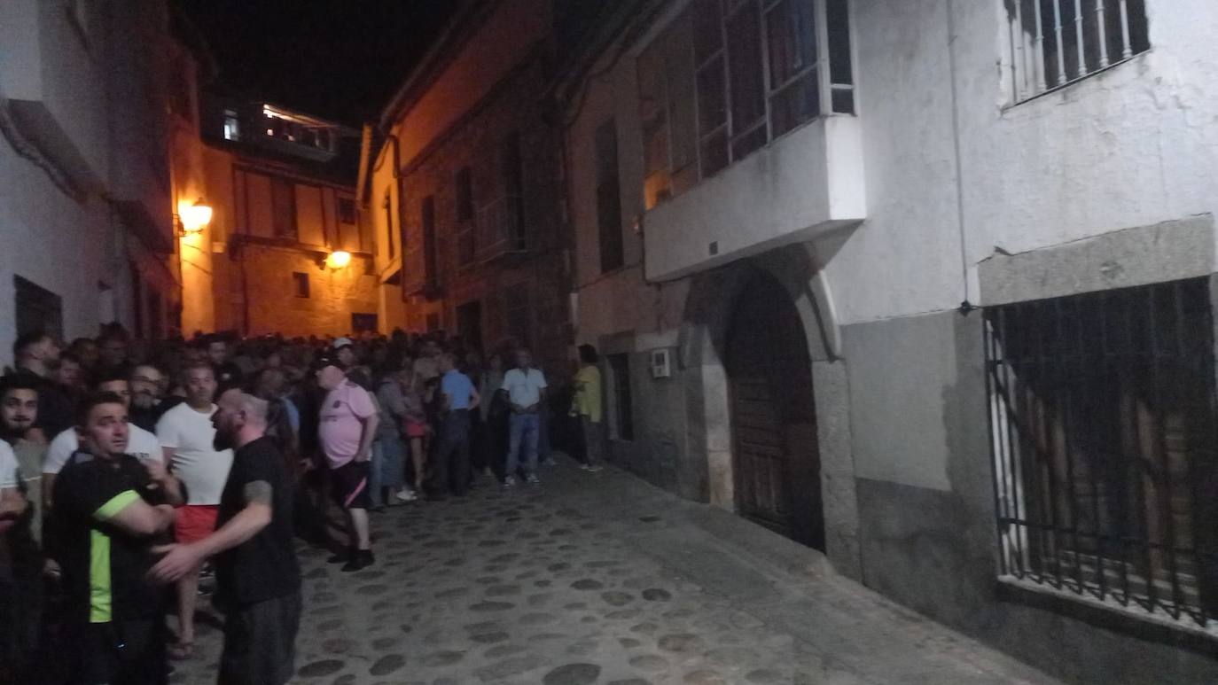 Manifestación en Losar de la Vera contra la ocupación de viviendas y los robos