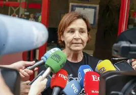 La alcaldesa que inspiró a María Guardiola echa a Vox de su gobierno