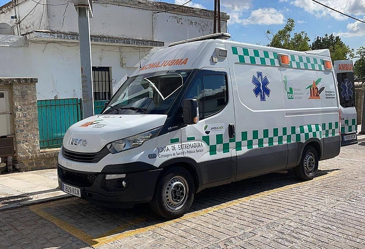 Imagen de archivo de una Ambulancia de SVB de Fregenal.