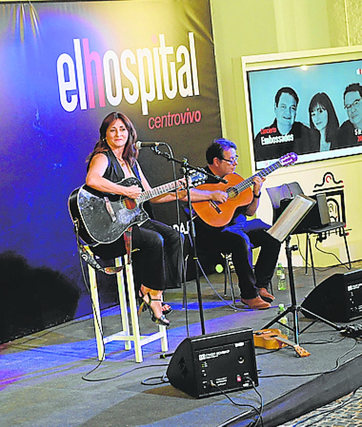 Imagen secundaria 2 - Teatro y lectura de extraescolares