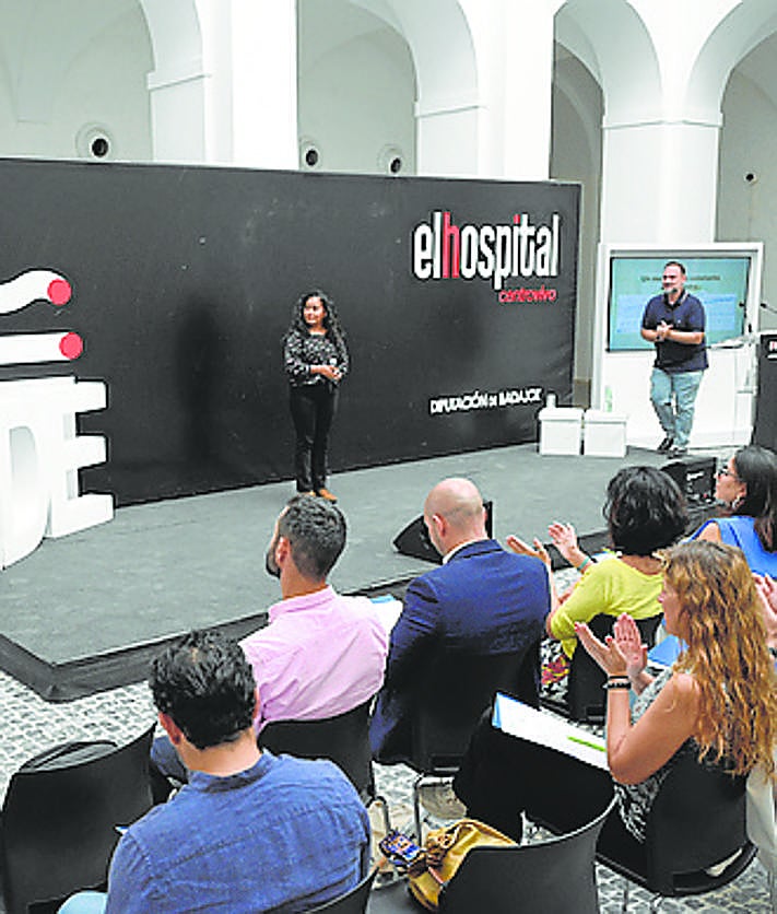 Imagen secundaria 2 - Teatro y lectura de extraescolares