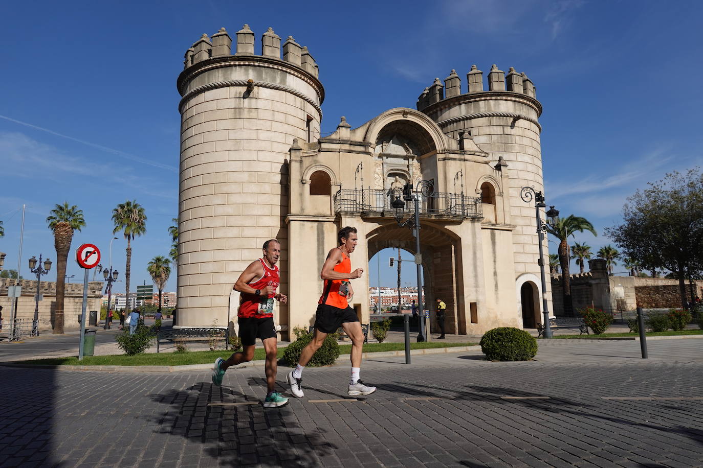 Búscate en las imágenes del cross popular El Pilar de Badajoz