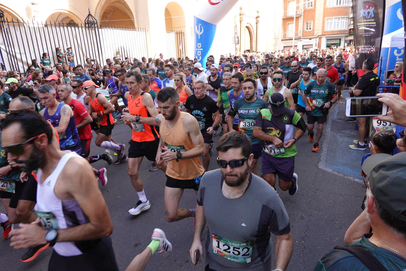 Búscate en las imágenes del cross popular El Pilar de Badajoz