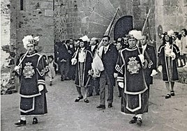 Desfile del hermanamiento de las dos ciudades el 28 de octubre de 1973