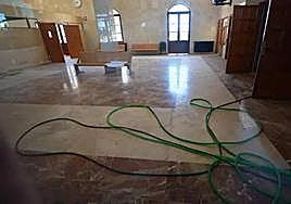 Imagen de archivo. Dependencias interiores cerradas.