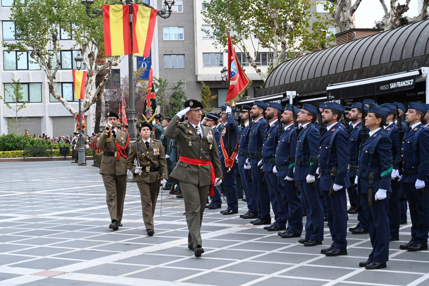 Imágenes del homenaje militar en San Francisco
