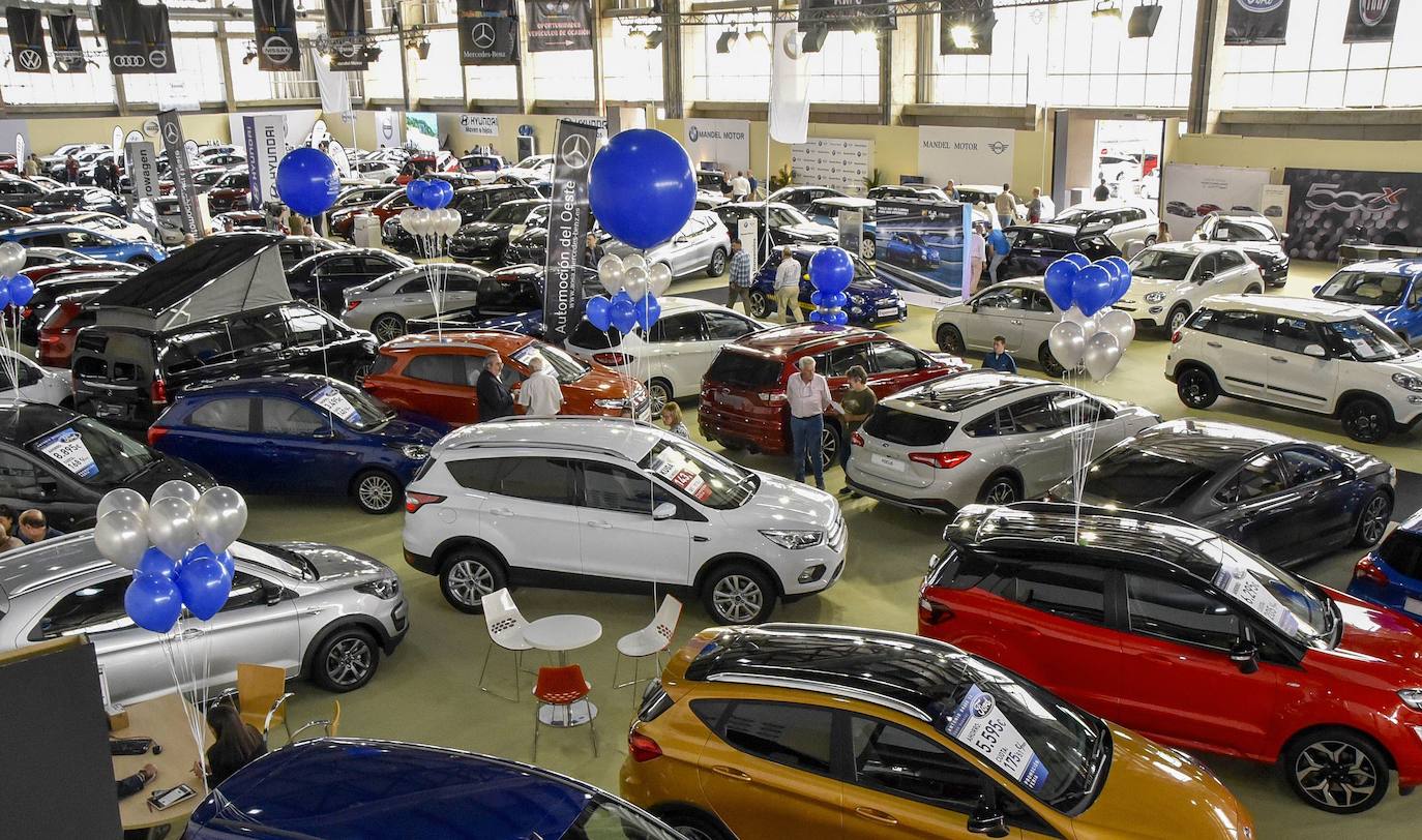 Imagen de una edición anterior del Salón del Automóvil de Badajoz.