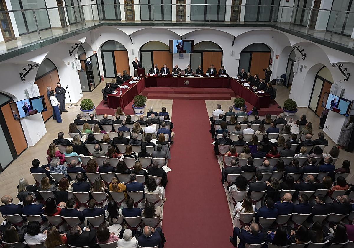 El Colegio de Abogados de Badajoz celebra su patrona Santa Teresa de Jesús (I)