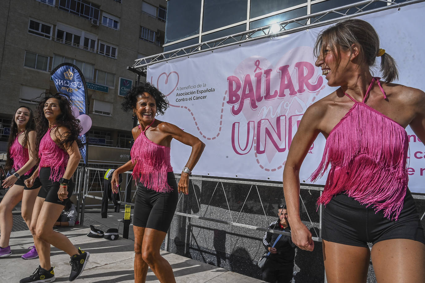 Masterclass de zumba organizada por la AECC en Badajoz