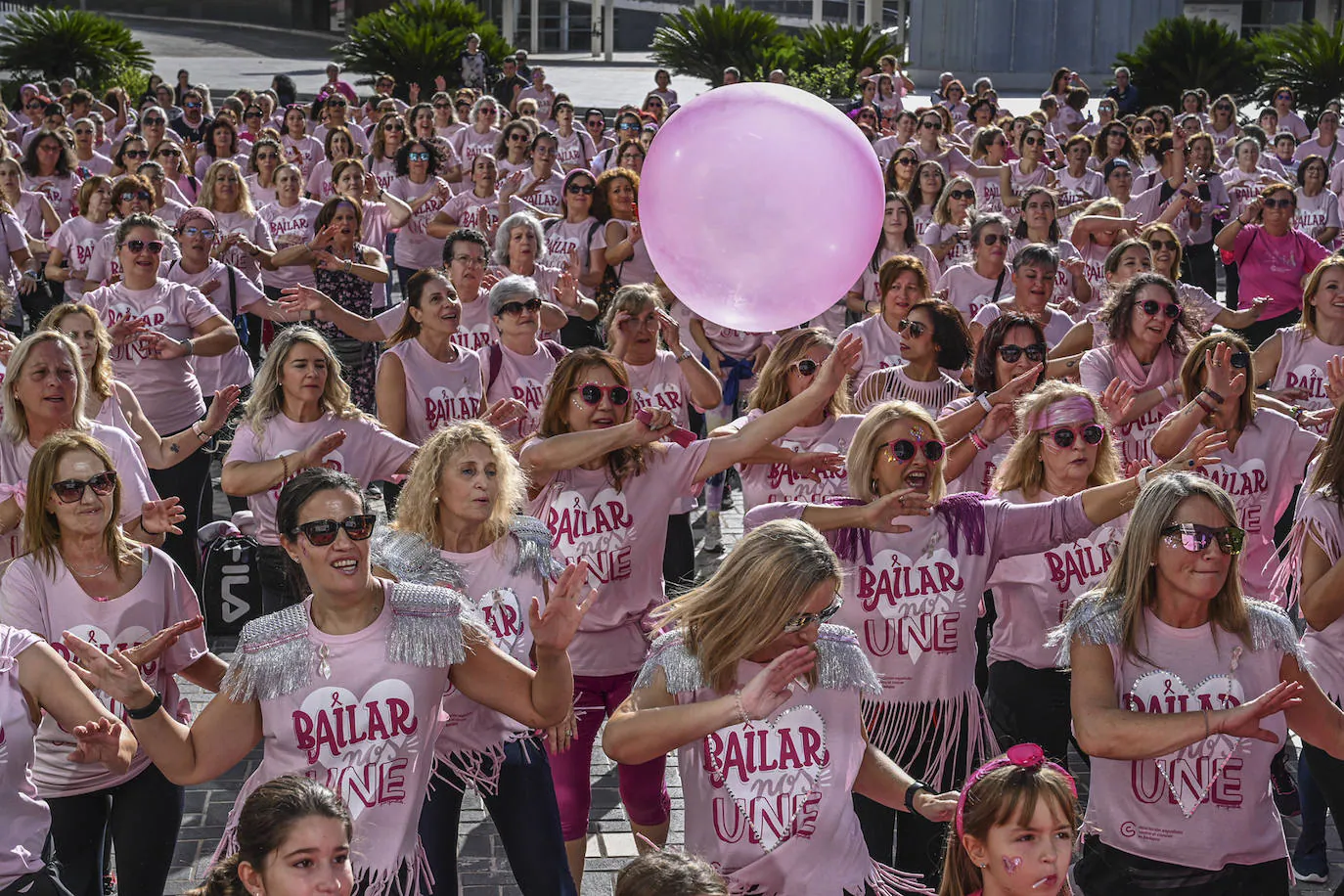 fiesta de zumba en rosa 2023