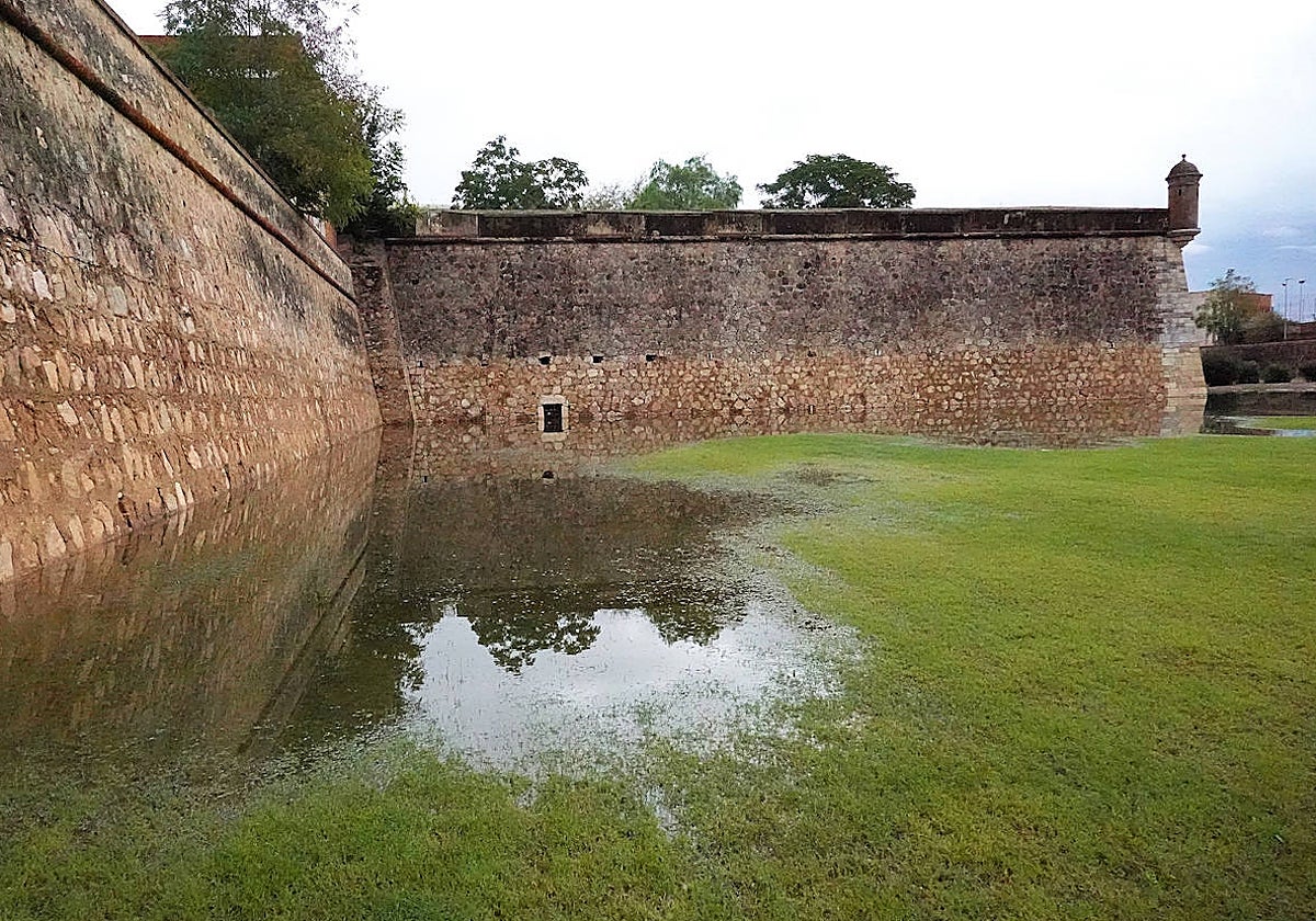 Las balsas de agua que se forman en el corredor verde.