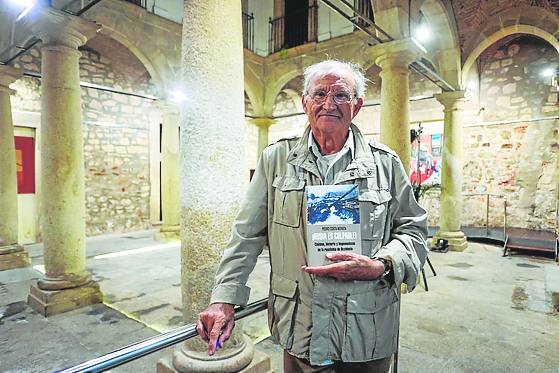 Pedro Costa Morata presentó su libro '¡Rusia es culpable!, Cinismo, Histeria y Hegemonismo en la rusofobia de Occidente'