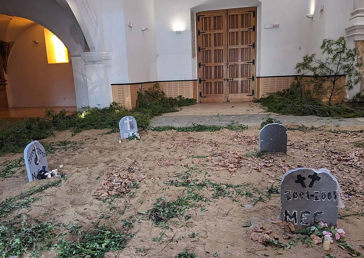 Imagen secundaria 1 - Algunos de los decorados que se montaron para la actividad.
