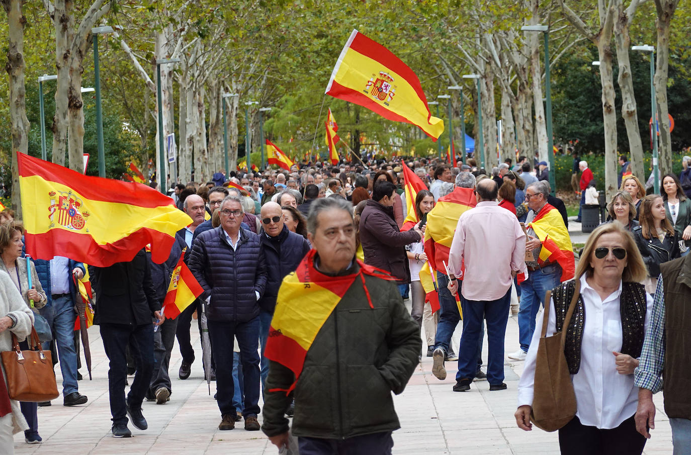 Gran afluencia en la manifestación del PP contra la amnistía en Badajoz
