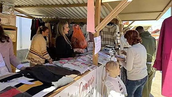 La II Feria del Comercio Local de Monesterio congrega este fin de semana a 13 establecimientos