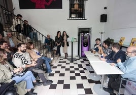 Álvaro Velasco e Iñaki San Román presentaron en Mastropiero 'Album de paquetes'