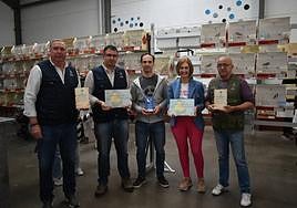 El fin de semana del 11 y 12 de noviembre Campanario acogió la V Exposición Ornitológica, organizada por la Asociación Ornitológica 'Amigos de los Pájaros', que contó con 370 ejemplares de canarios, agapornis, periquitos y otras especies