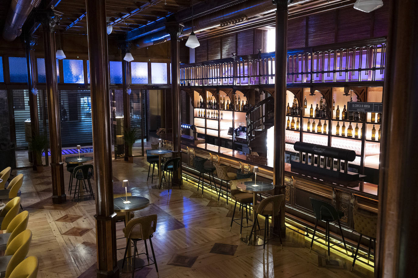 Así luce por dentro el edificio de las Tres Campanas