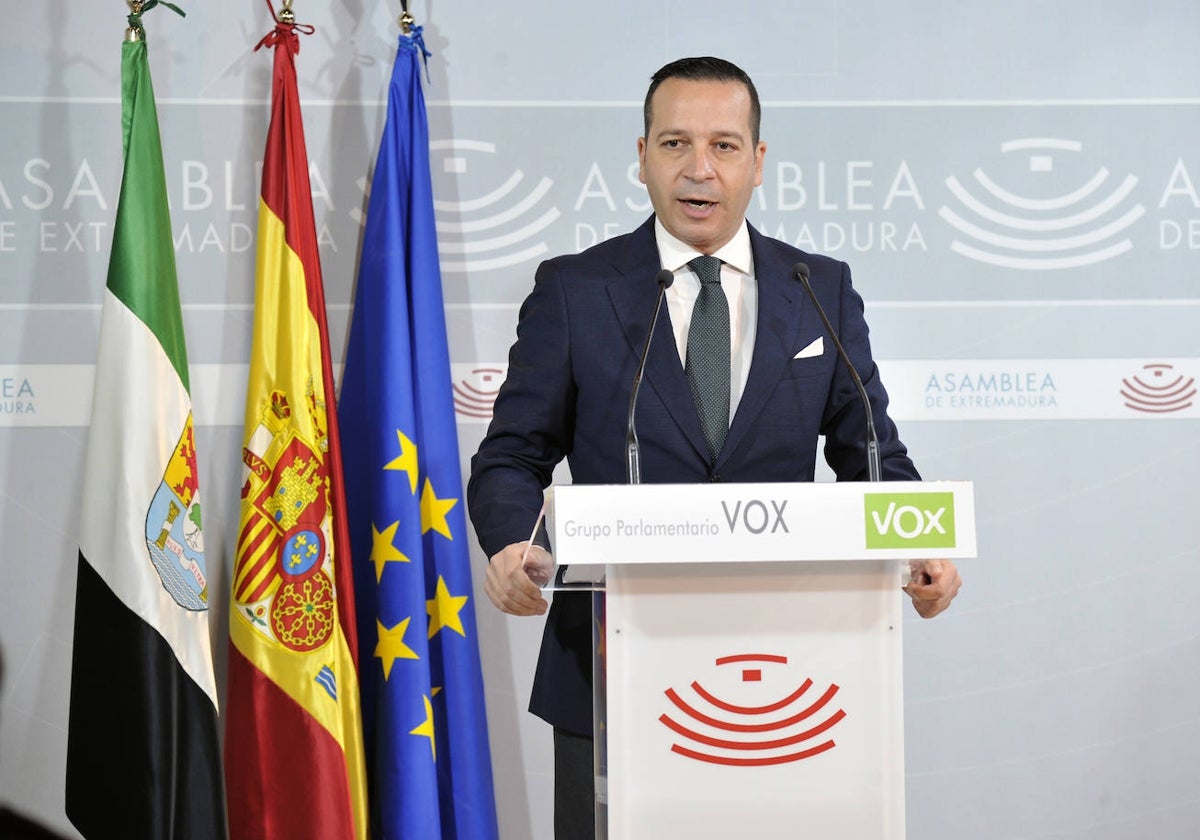 Óscar Fernández, portavoz del Grupo Parlamentario Vox en la Asamblea de Extremadura.