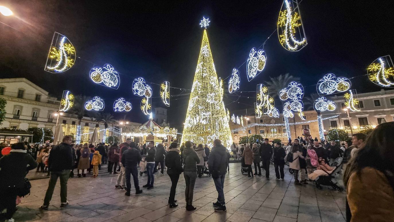 Así ha sido el encendido del alumbrado navideño en Mérida