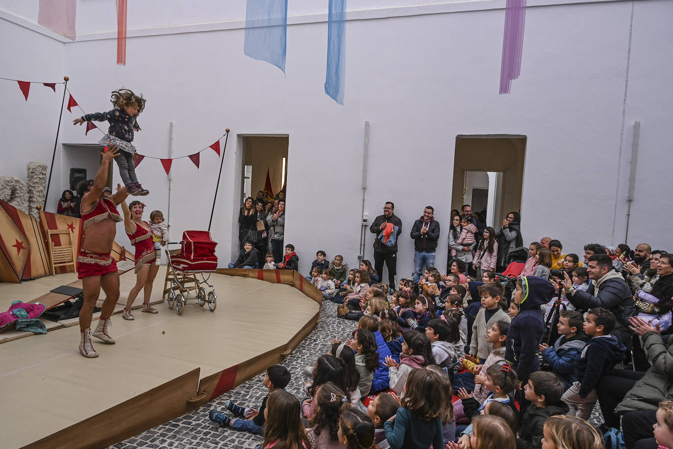 Solidaridad a golpe de migas