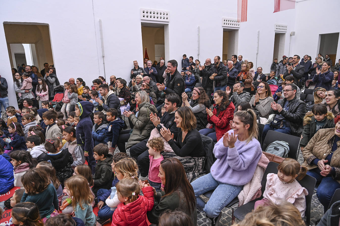 Solidaridad a golpe de migas