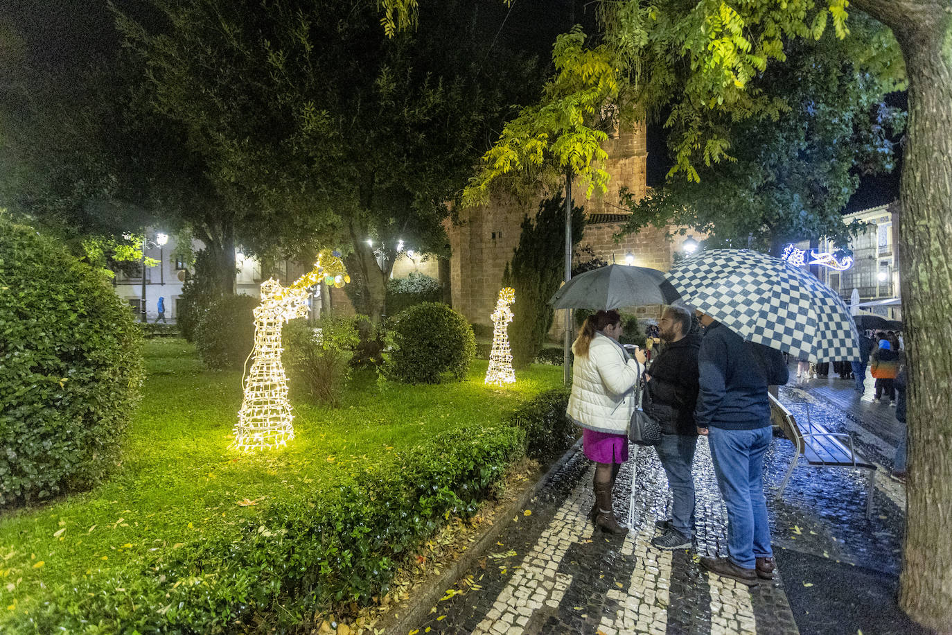 Cáceres enciende su Navidad | Imágenes