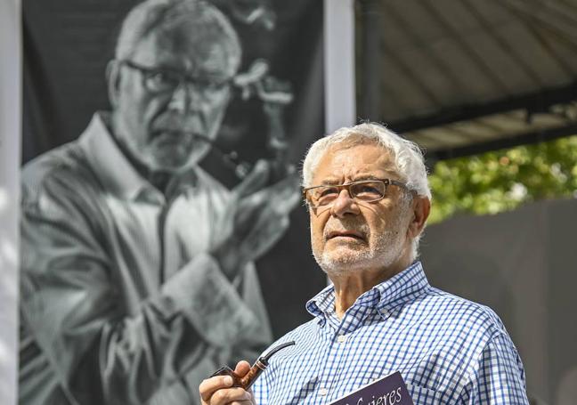 Alberto González.