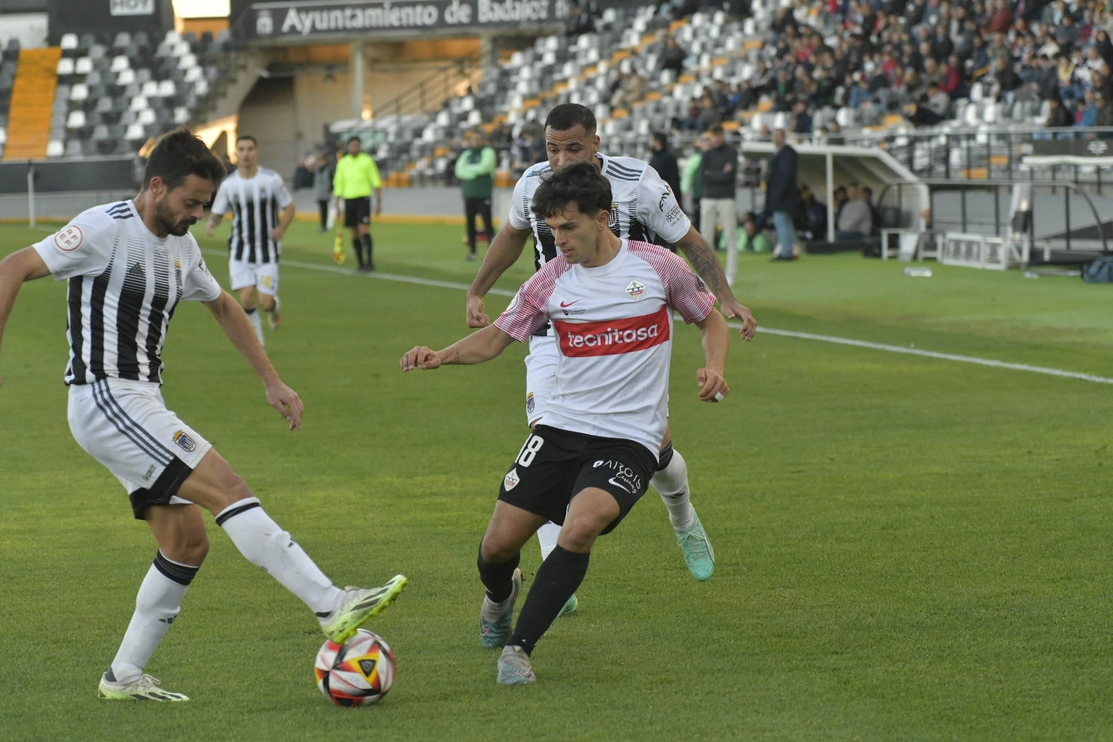 El CD Badajoz despide el año sin goles en el Nuevo Vivero