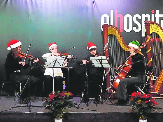Imagen secundaria 1 - Semana de belenes y música en Badajoz