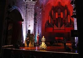 Imagen de archivo de una gala de entrega de premios de los certámenes literarios de la Diputación de Cáceres.