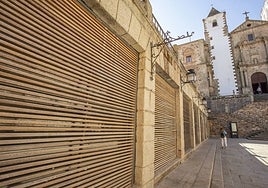 Imagen de archivo de los locales de la plaza de San Jorge que explotaba la Fundación Mercedes Calles.