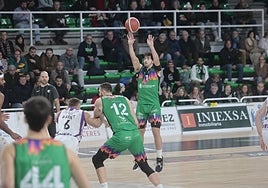 Pablo Rodrigo, en el partido entre el Cáceres y el Valladolid en el Multiusos.