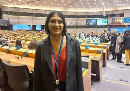 Isabel Sánchez, en el hemiciclo del Parlamento Europeo.