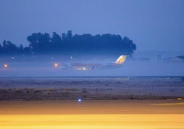 Un avión en el aeropuerto de Badajoz.