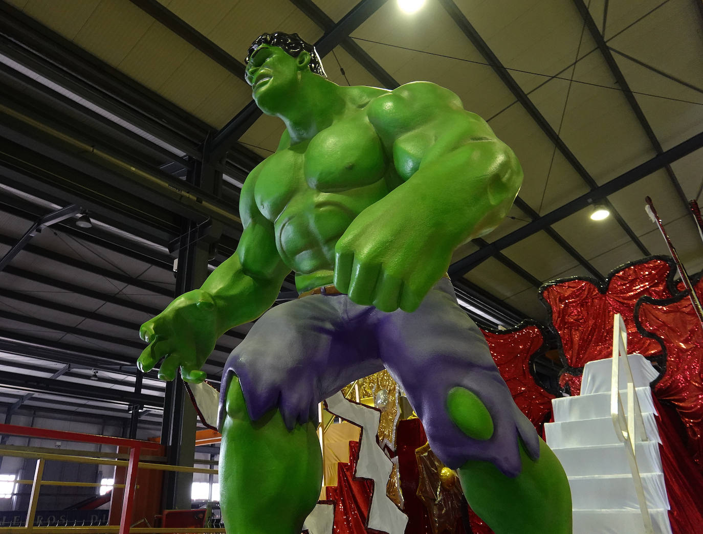 Fotos: Así serán las carrozas que participarán en la cabalgata de Badajoz