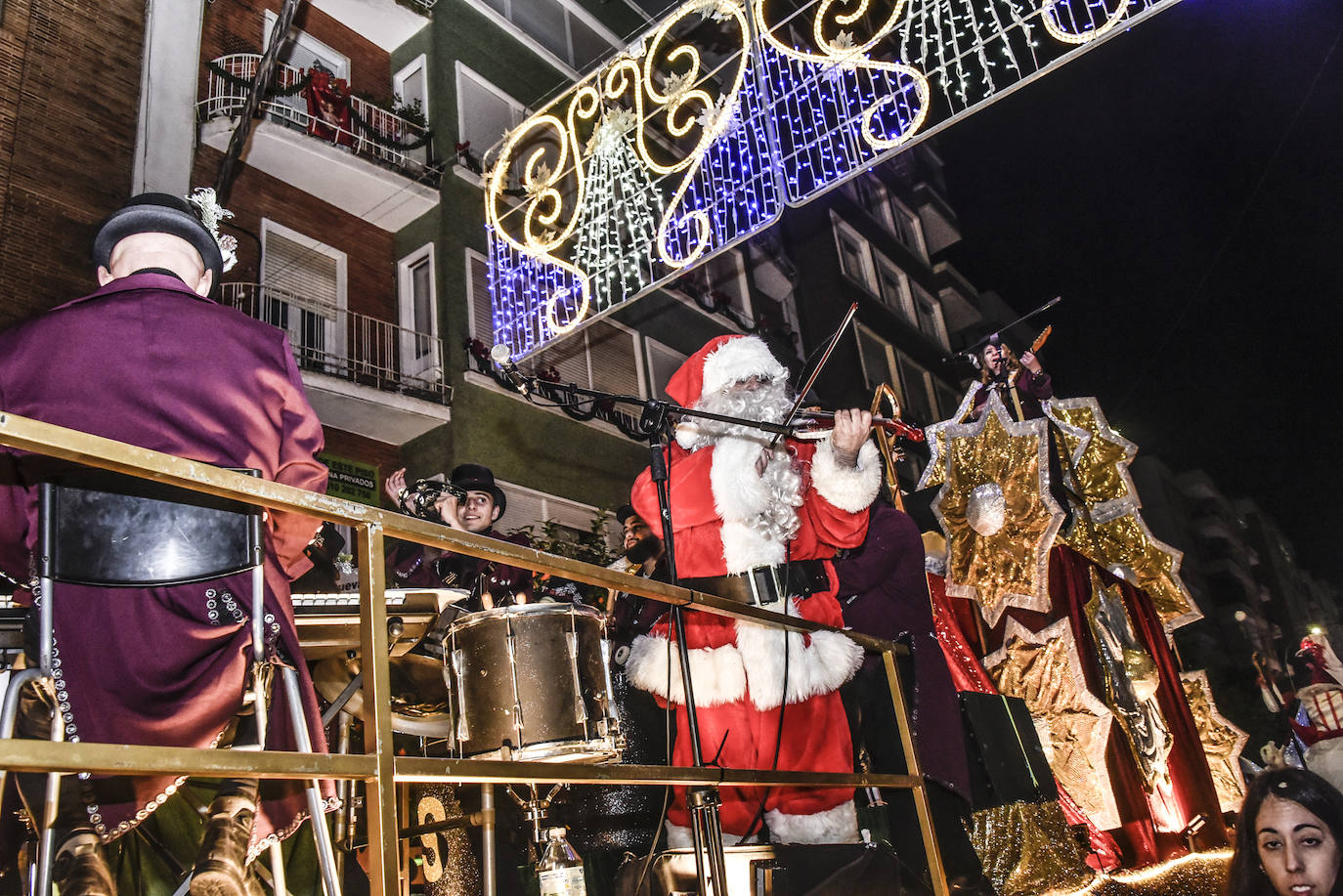 Fotos: Badajoz arropa a los Reyes Magos en una noche mágica