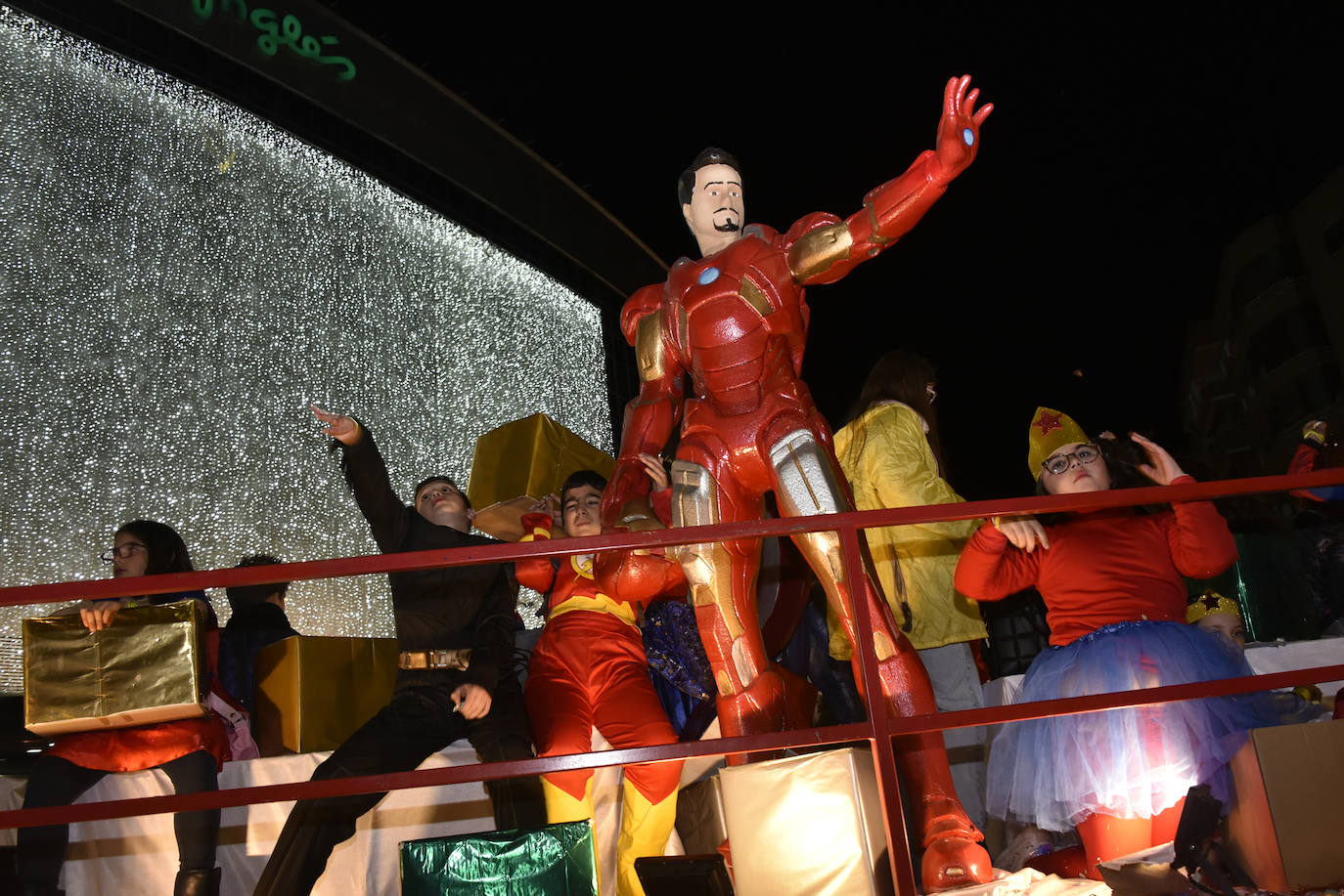 Fotos: Badajoz arropa a los Reyes Magos en una noche mágica