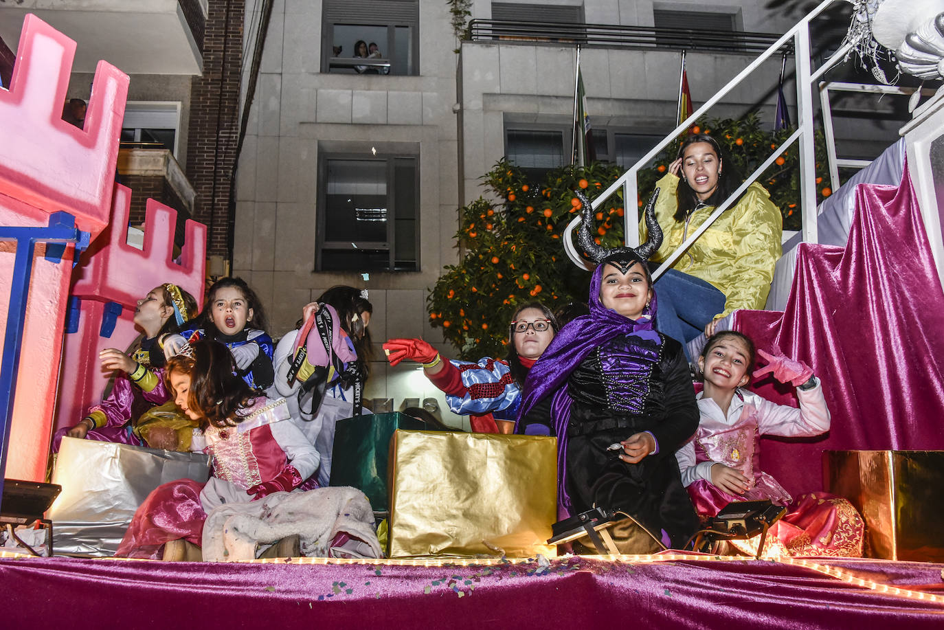 Fotos: Badajoz arropa a los Reyes Magos en una noche mágica